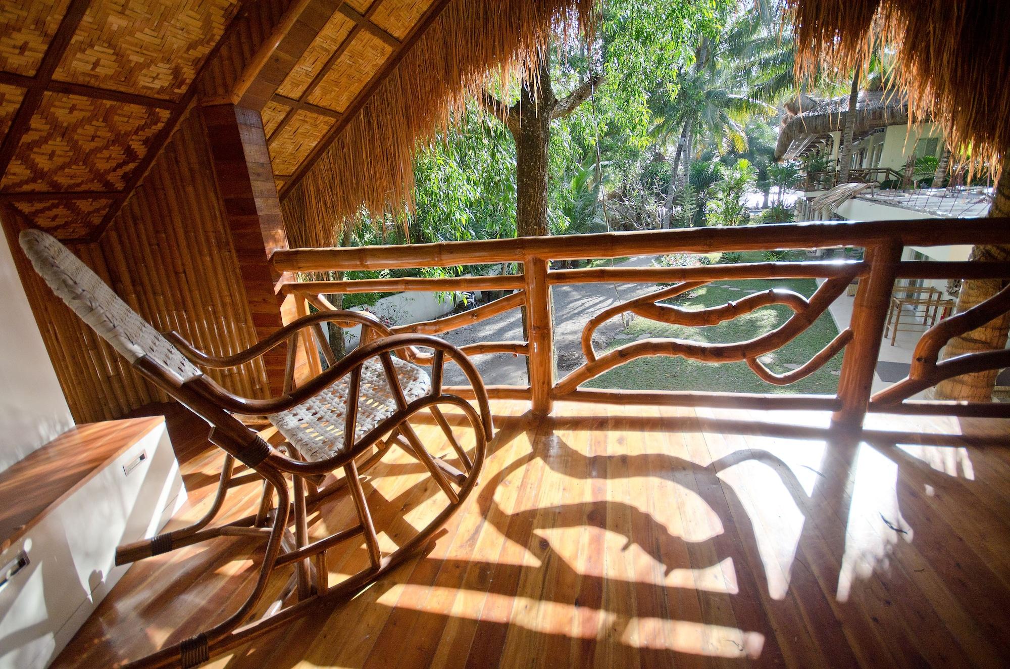 Mike'S Dauin Dive Resort Exterior photo