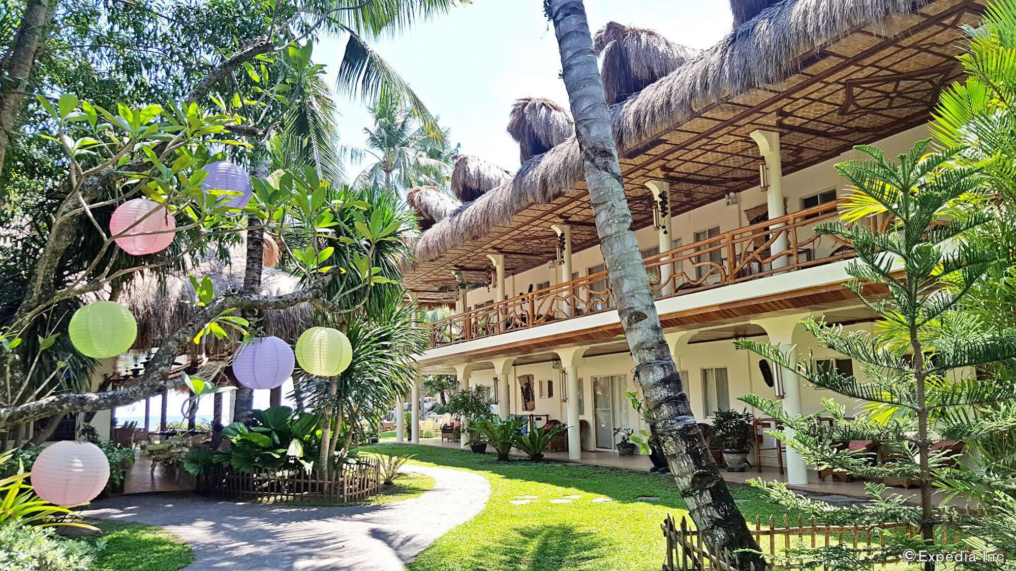 Mike'S Dauin Dive Resort Exterior photo